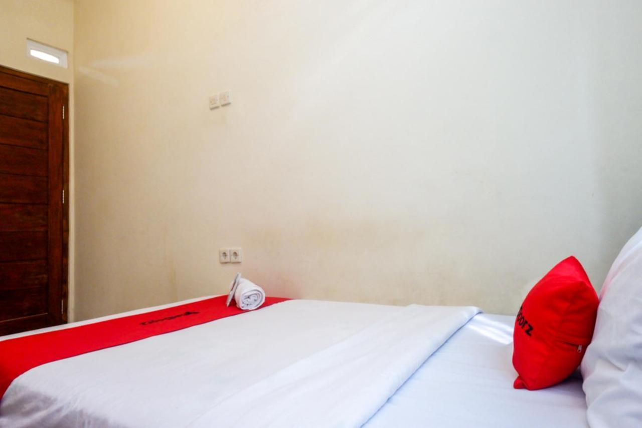 Reddoorz At Mahameru Residence Yogyakarta Kejayan Exterior photo