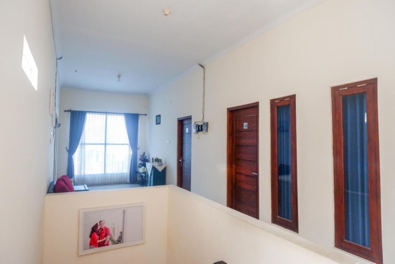 Reddoorz At Mahameru Residence Yogyakarta Kejayan Exterior photo