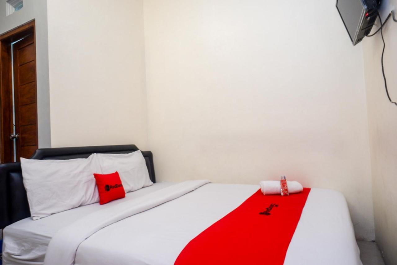 Reddoorz At Mahameru Residence Yogyakarta Kejayan Exterior photo