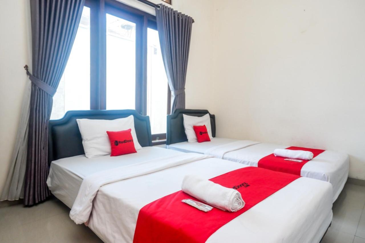 Reddoorz At Mahameru Residence Yogyakarta Kejayan Exterior photo
